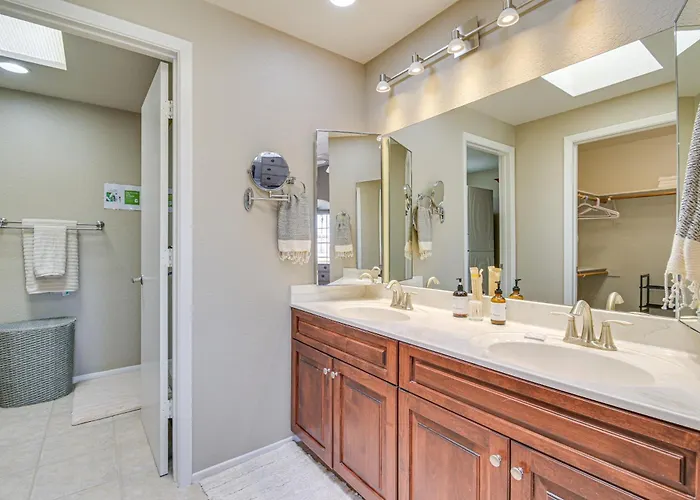 Vakantiehuis Patio & Pool Access: Havasu Gem