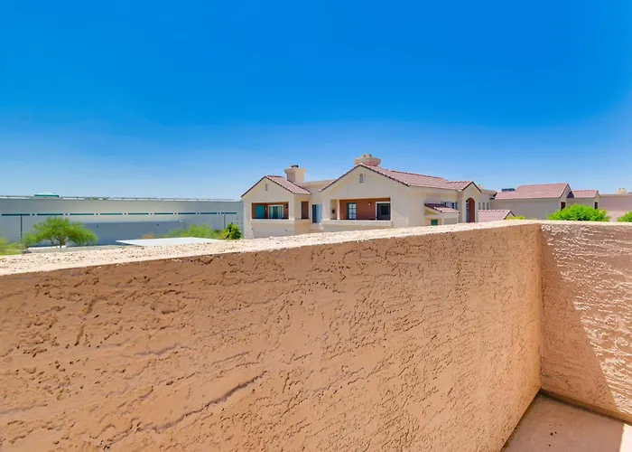 Vakantiehuis Patio & Pool Access: Havasu Gem